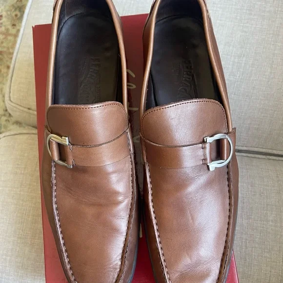 Salvatore ferragamo mens loafers in brown leather - Picture 5 of 9